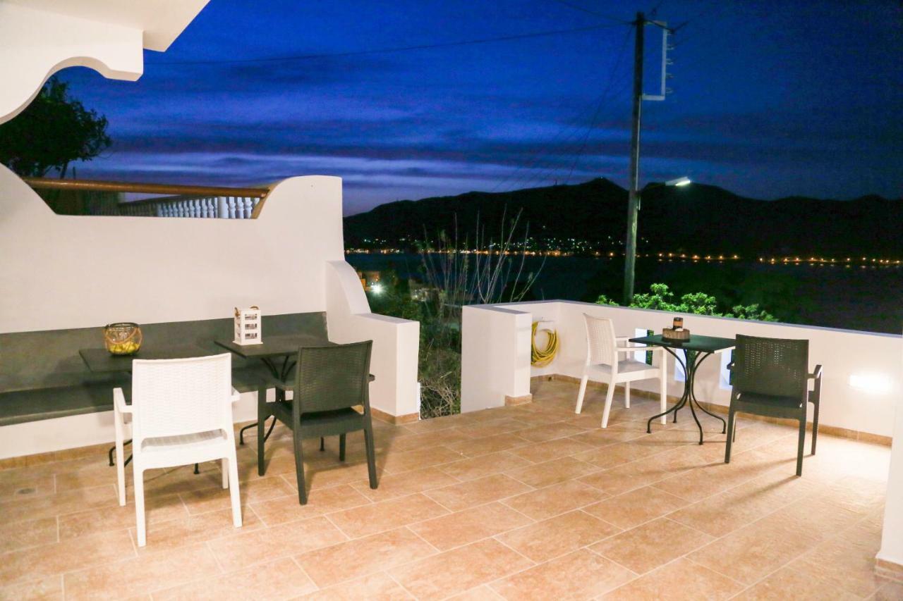 Willa Sunny Bay Agia Marina  Zewnętrze zdjęcie